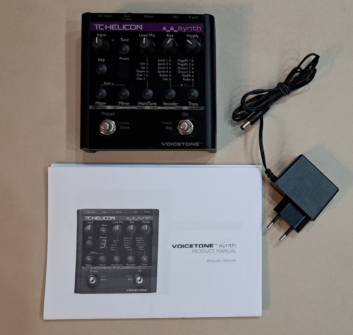 TC Helicon VoiceTone Synth, + power suply, Manual, NEW TC Helicon VoiceTone Synth, + power suply, Manual, NEW