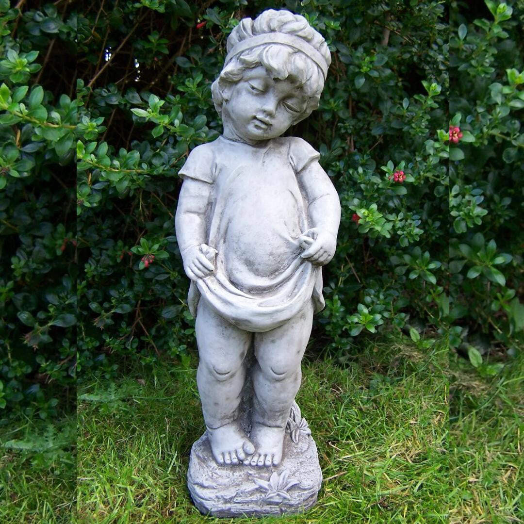 Stone Cast Classic Little Girl Garden Statue/Ornament
