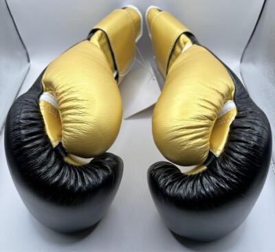 Winning × rsc Boxing Gloves Professional 14oz Black Gold