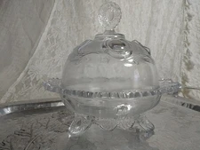 Vtg 3 leg CLEAR GLASS Cheese Butter Dome Dish FLORAL Rim-1960's FLOWER FLANGES