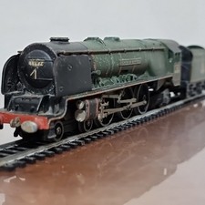 Hornby Dublo EDL12 Duchess Of Montrose 46232 BR Early Crest 3 Rail OO Gauge