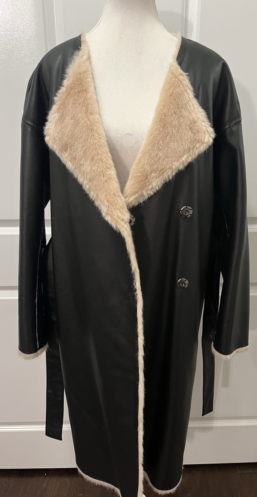 NWT VINTAGE GUESS MARCIANO JEIYDAIN FAUX FUR WOMENS BLACK COAT SIZE MEDIUM image 4
