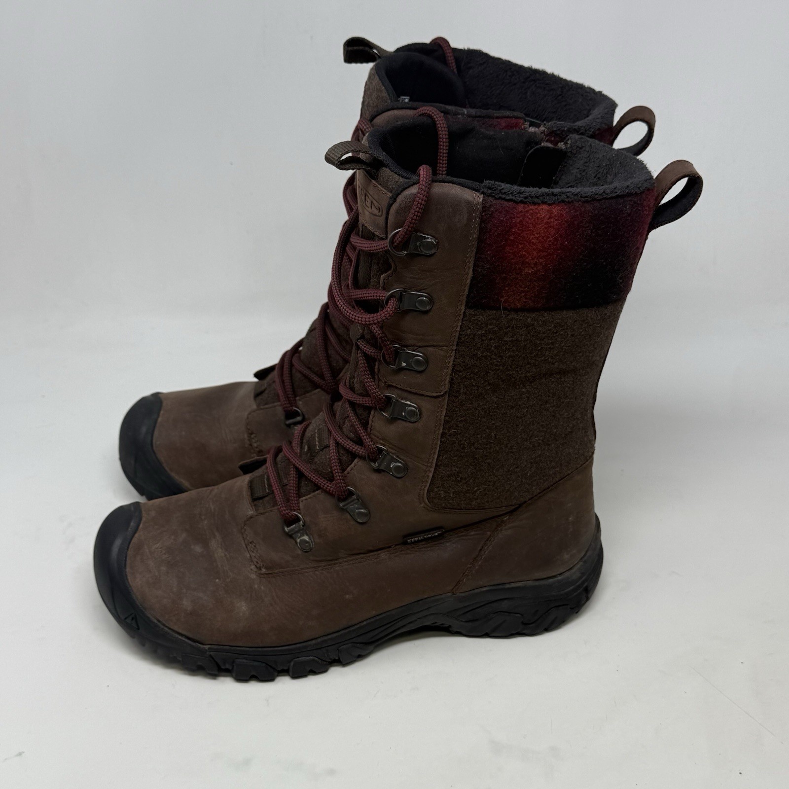 Stivali impermeabili KEEN Greta donna 9 5 pelle marrone isolati metà polpaccio zip laterale