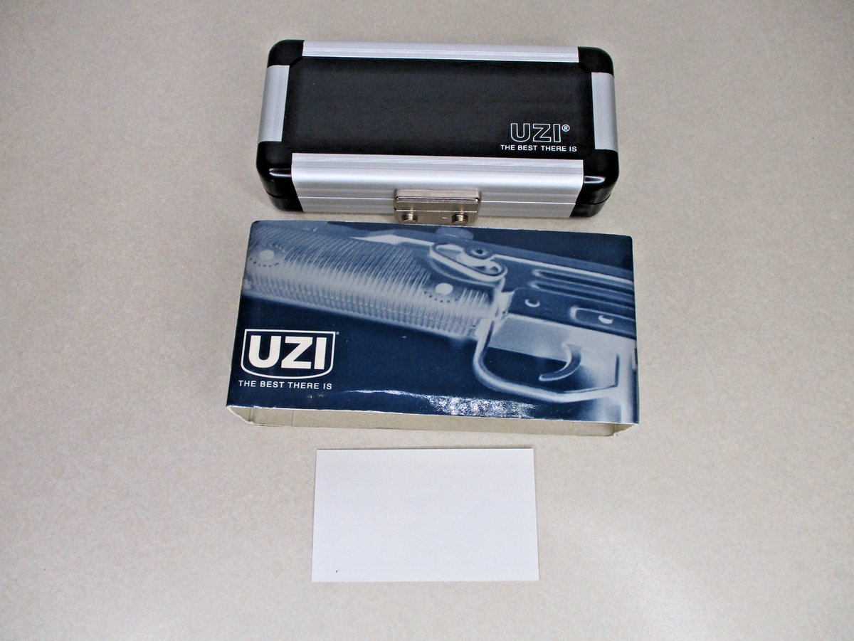 United Cutlery ZF0011BKSB Uzi Defender Knife CryoEdge Lock Fred
