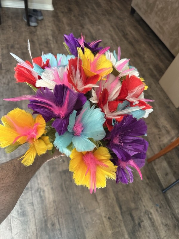 Appearing Flowers (feather)  4 Medium Bouquets  (5 Flowers Each)