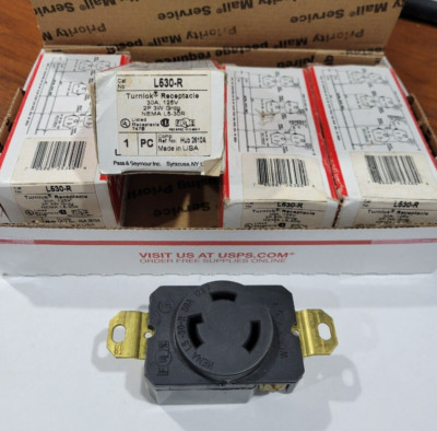 Lot of 4 Pass & Seymour Turnlok Receptacles , L530-R, 30A, 125V, 2P, 3W, New