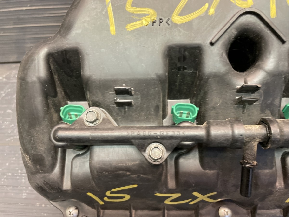 2015 Kawasaki Ninja ZX10R Airbox assembly secondary injectors