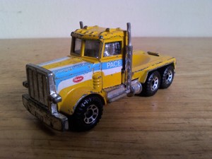 matchbox peterbilt 1981