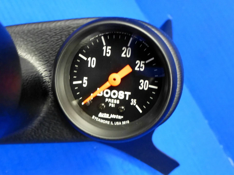 Auto Meter Ford Super Duty Diesel  Powerstroke Triple Gauge Pillar Pod 1999-07 - Image 4 of 4