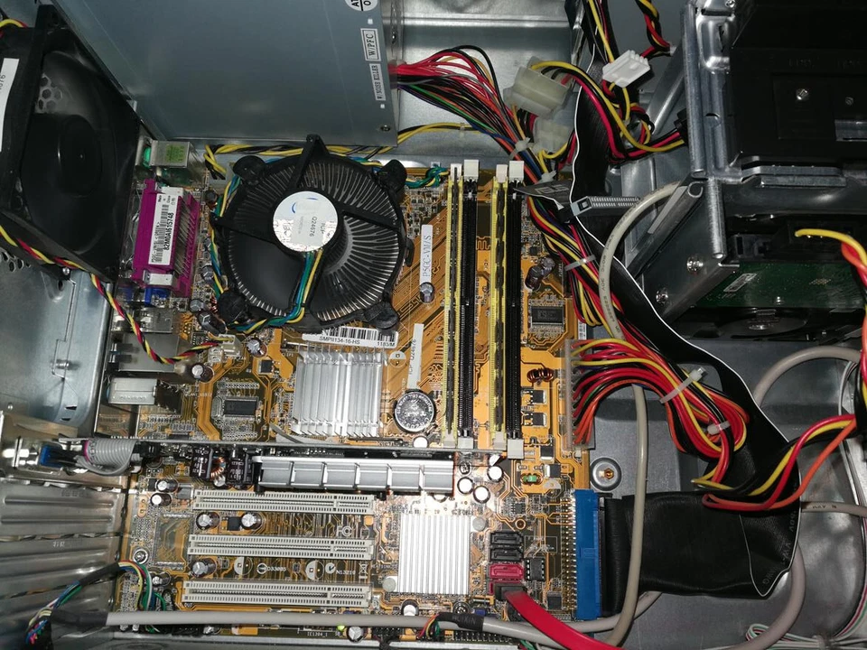 Pc Intercomp Micro 2 Intel Core 2 E4600 2.40GHz Ram 2 Hd 160 P5GC-VM/S Xp Prof - Immagine 3 di 4