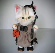 OOAK Wool Felt Cat, Chinchilla Silver, Halloween, with Part Made in Japan