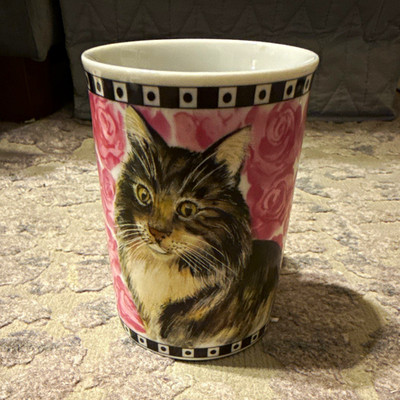 Maria Ryan Cat N' Mouse Fine Porcelain Mug Inhesion Giftware