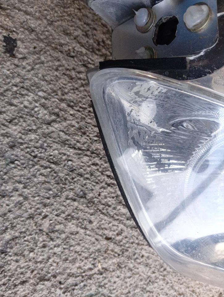 FARO FANALE ANTERIORE APRILIA ATLANTIC SPRINT 500 ULTIMO PEZZO (ARI) - Immagine 3 di 4