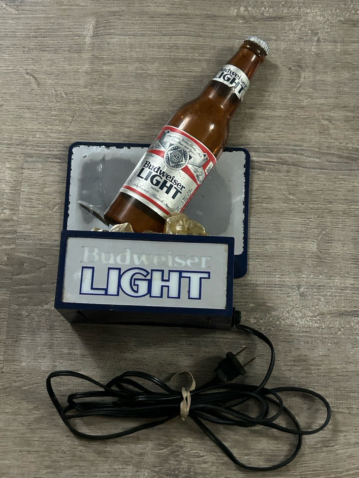 Vintage Lighted BUDWEISER LIGHT BEER Bottle On Ice Advertising Sign