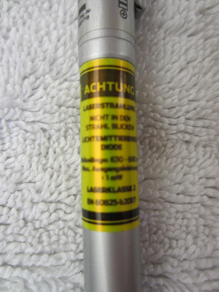 Laserpointer Rot mit 4 Funktionen Kuli, Kleine Lampe, Zeigestab und Laserpointer - Bild 3 von 4