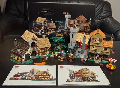 LEGO Icons 10332 Medieval Town Square