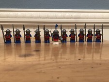 LEGO Castle Lion Knights Lot of 11x 10305