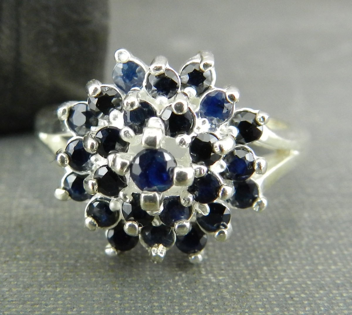 Signed Seta 925 Sterling Silver Blue Stone Dome Flower Cluster Ring