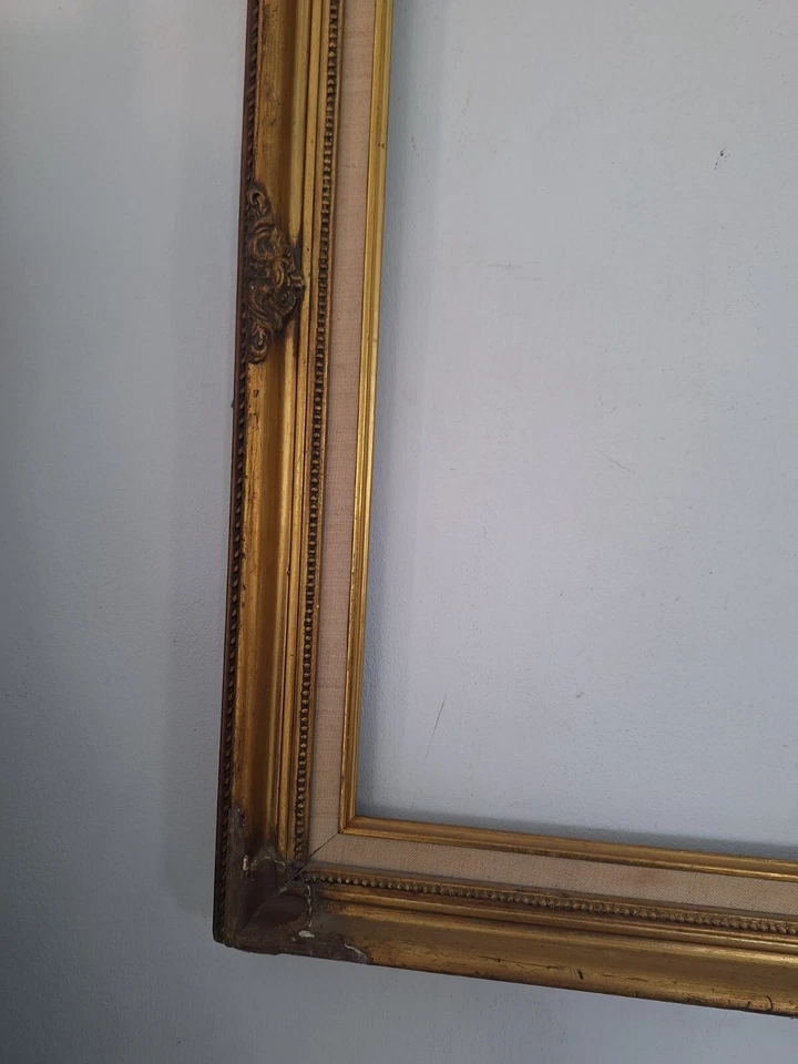 Antiguo marco tallado madera dorada. Marcos de fotos grandes cuadro antiguo esculpido Foto 3 de 4