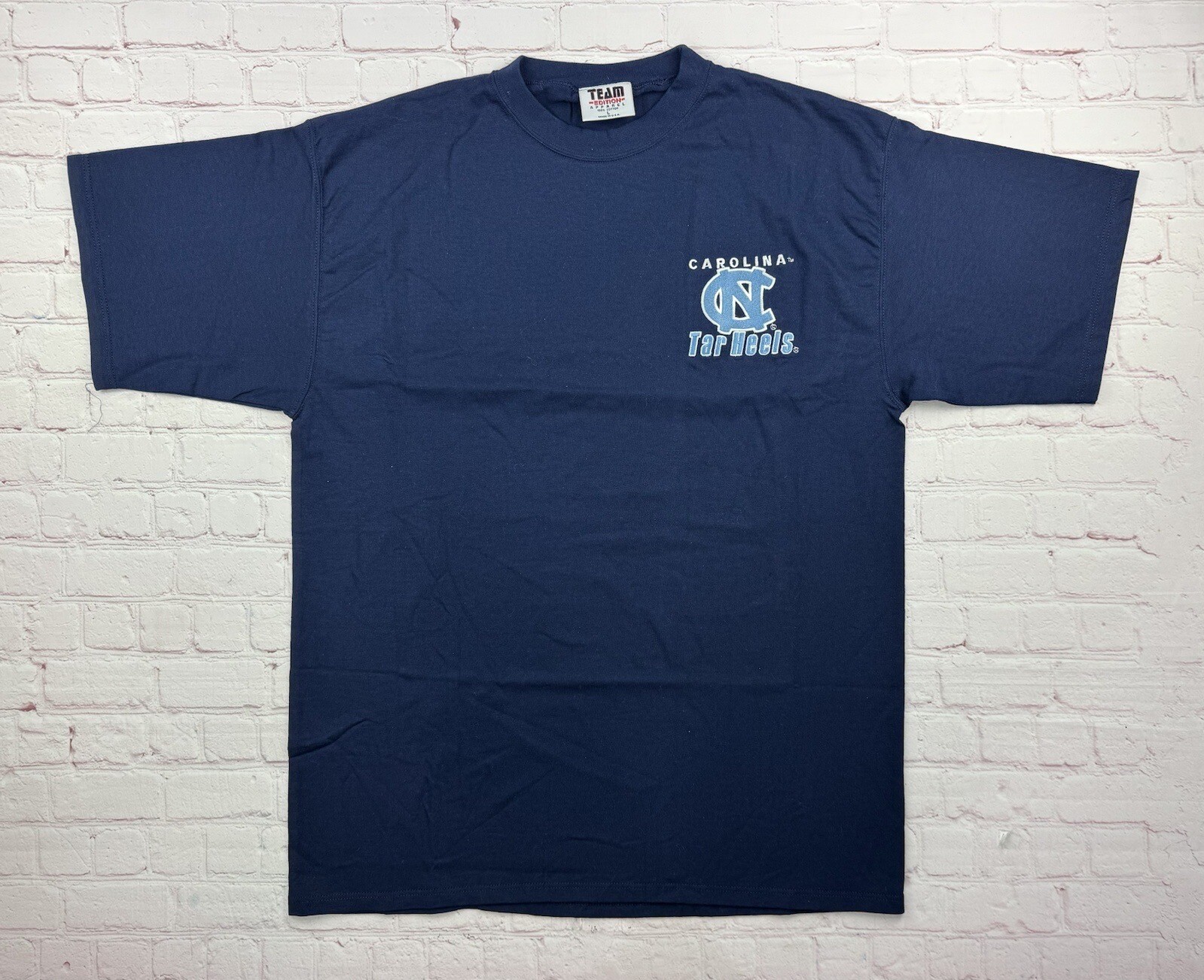 new-vtg-90s-team-edition-apparel-unc-tar-heels-embroidered-t-shirt