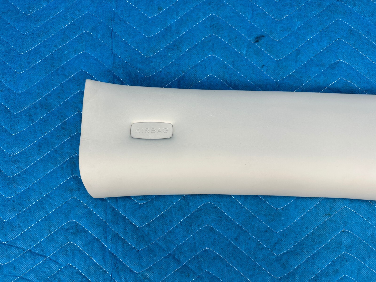 Bentley Flying Spur Windshield A-Pillar Trim Panel Driver's Side Ivory 06-12 OEM
