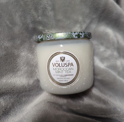 VOLUSPA MOROCCAN MINT TEA - 4.5 OZ Handpoured Cocowax Candle