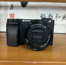 Sony Alpha a6400 Mirrorless 24.2MP 4K Digital Camera w/16-50mm Lens Perfect