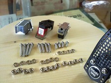Phono cartridge screws