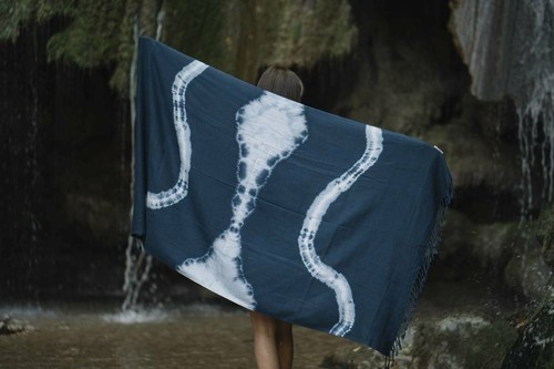 Hencely Tie Dye Shibori Indigo Ultra Soft Beach Towel - Picture 8 of 12