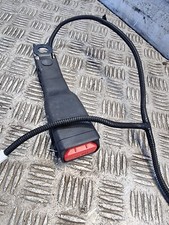 TOYOTA YARIS CROSS SEAT BELT BUCKLE FRONT LEFT NSF 1.5L AUTO HYBRID 2023