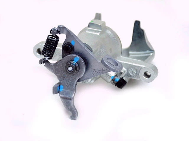 Pinza de freno de disco derecha genuina Mopar 2009-2013 Dodge Grand Caravan 68029890AD Foto 3 de 4