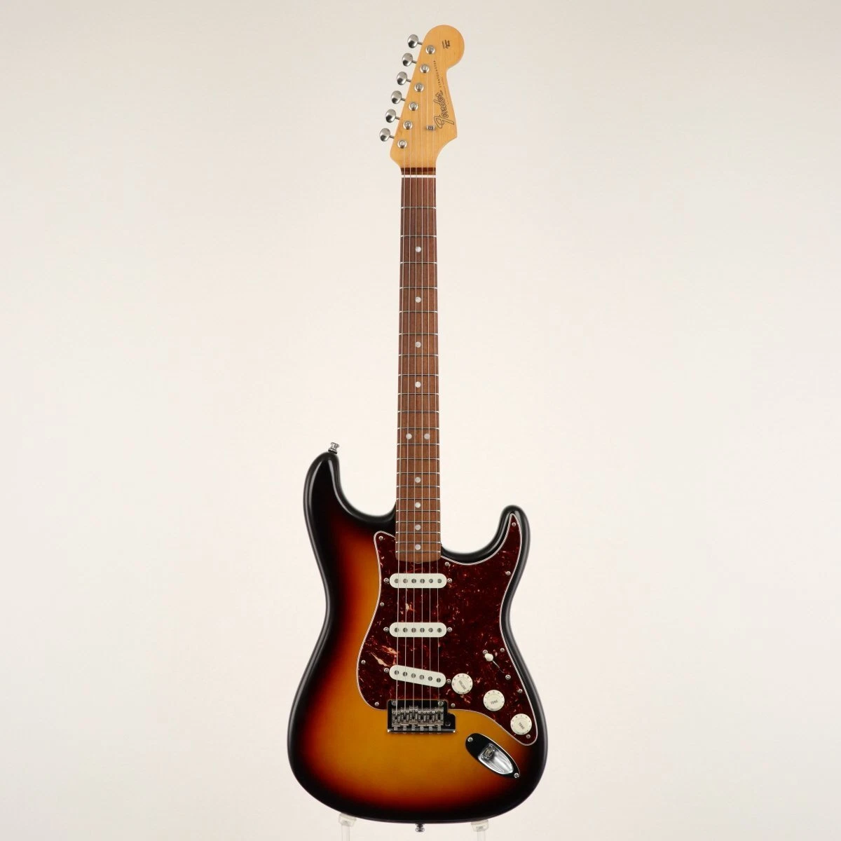 Fender Vintage Hot Rod 60S Stratocaster 3 Color Sunburst Used