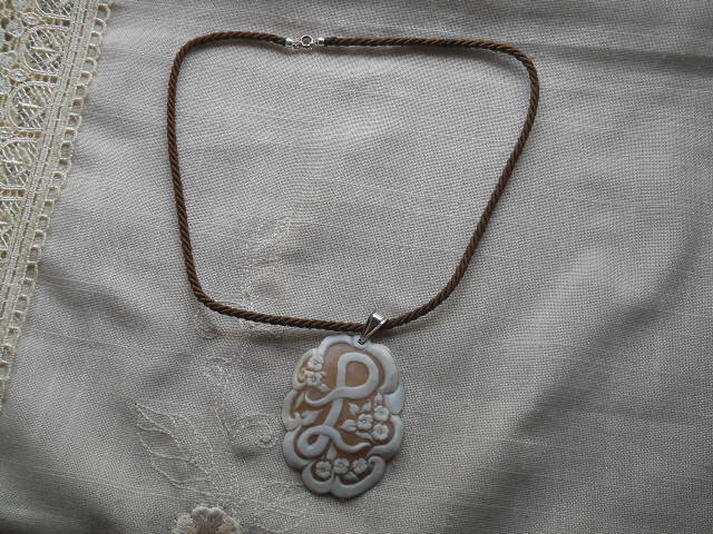 Foto 2 di 12