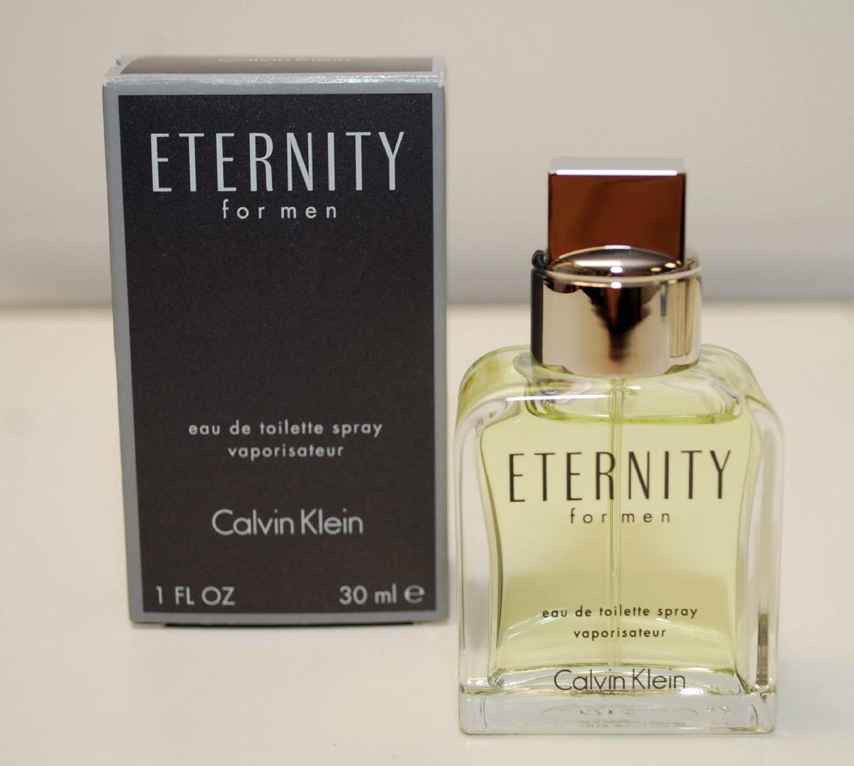 Calvin Klein Eternity 1oz Men's Eau de Toilette NIB 885892431244|
