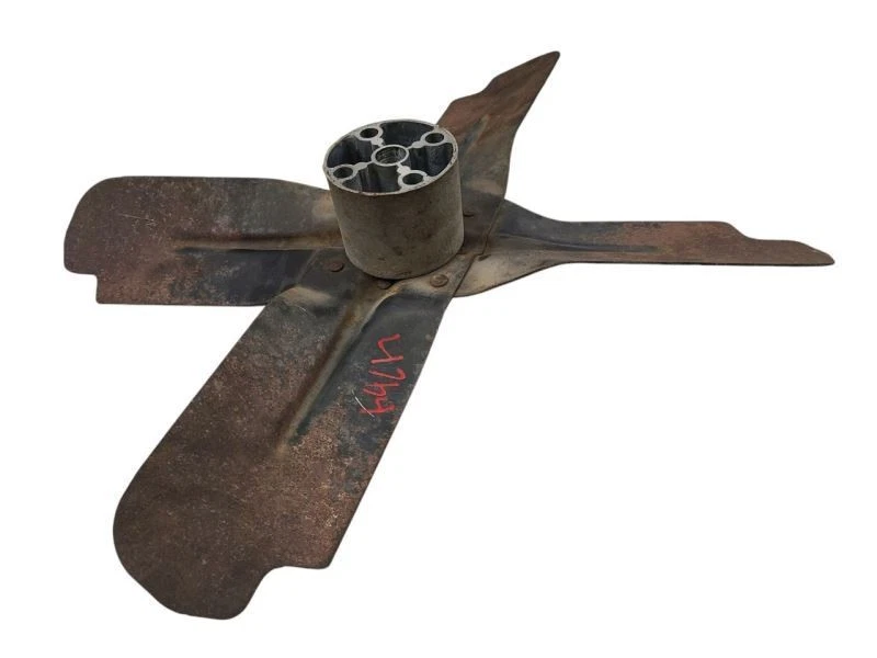 Hoja de ventilador de 4 aspas de 17-1/2" de diámetro para camioneta Dodge 150 78-92 598959 Foto 4 de 4