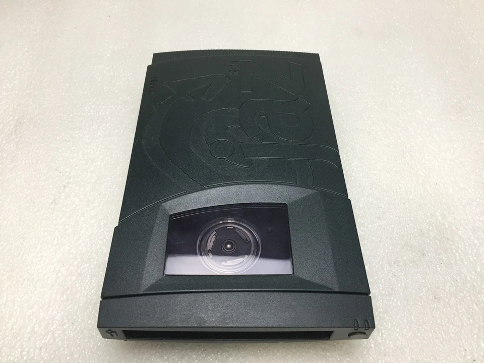 Iomega V2000S Jaz 2 GB SCSI Portable External Hard Drive w/Adapter & Disks/Bag - Image 2 of 4