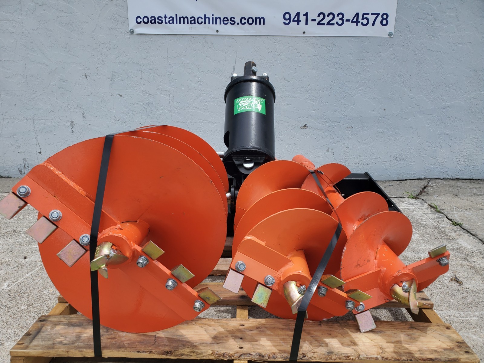 Raytree Skid Steer Attachment Auger Post Hole Hydraulic Digger 6, 12, & 18 Bits