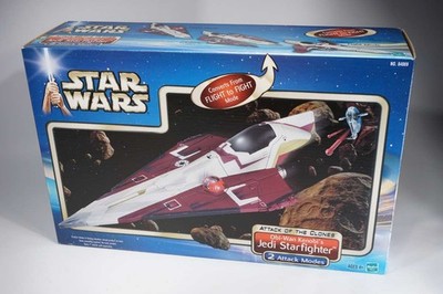 Hasbro - Star Wars Attack of the Clones Obi Wan Kenobi's Jedi Starfighter - MIB