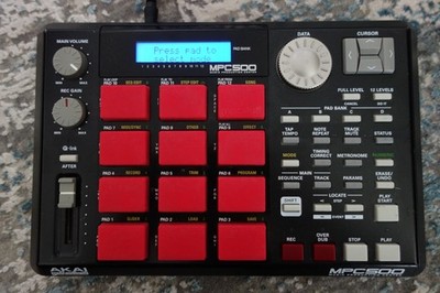 Akai MPC500 | Stereo-Sampler | 128MB | +4GB CF-Karte mit diversen Samples