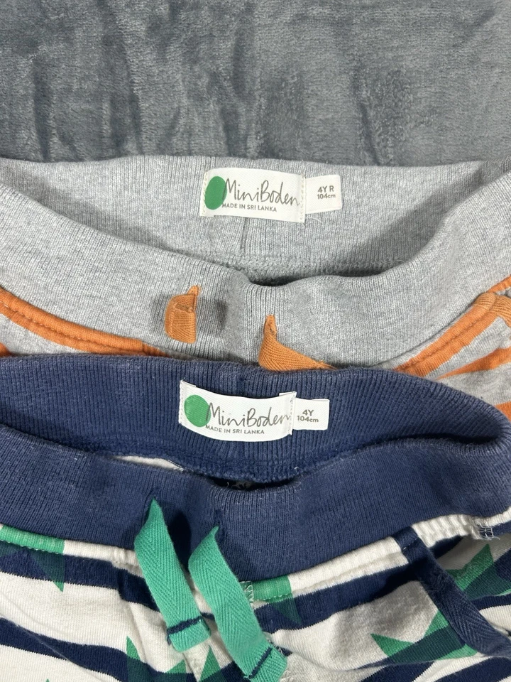 Mini Boden Lote de 2 Pantalones Cortos Jersey Baggies Talla 4 Estrellas Azules y Rayas Naranja Foto 2 de 4