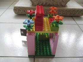 LEGO DUPLO Horse  Stable Barn Farm Set 10500 (Not Complete)