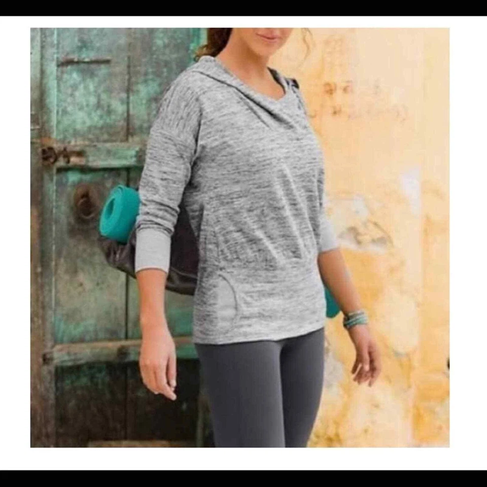 Sudadera Athleta Foto 2 de 4