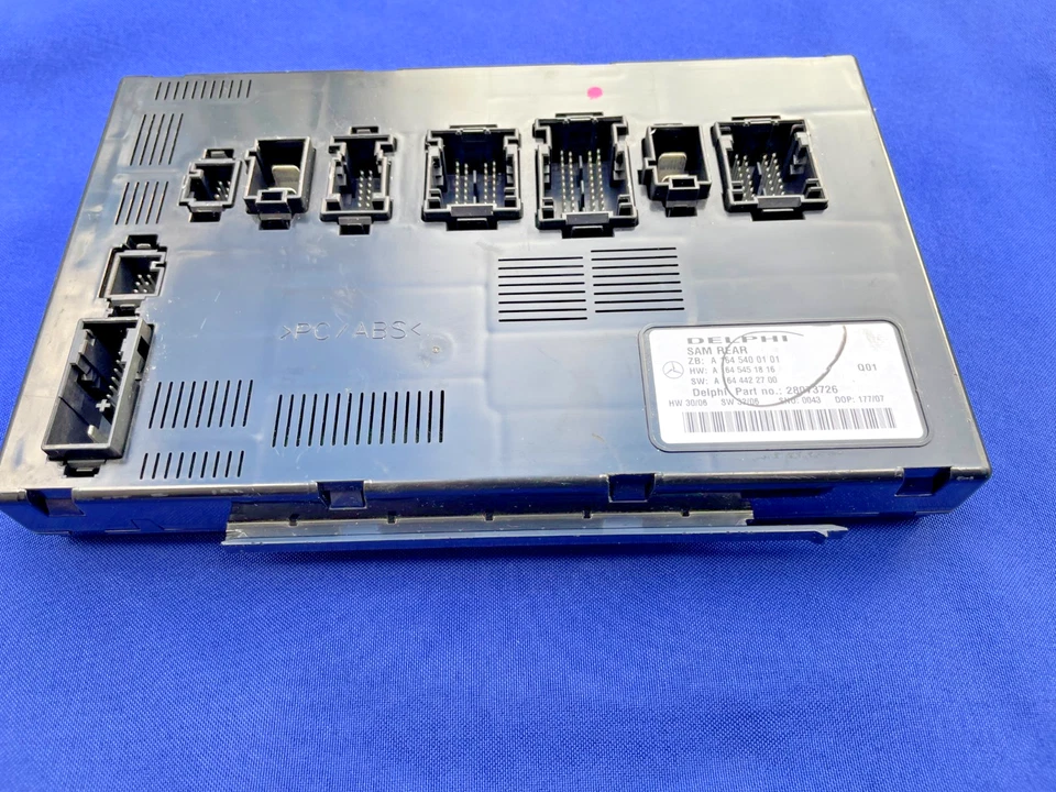 '06-13 Mercedes X164 GL450 GL550 Rear SAM Signal Acquisition Control Module OEM - Image 2 of 4