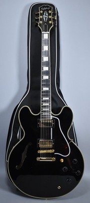 Epiphone ES-335 Semi-Hollowbody Ebony w/OSSC