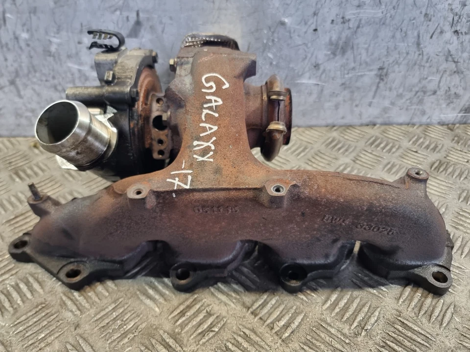 TURBOCOMPRESOR FORD GALAXY CON COLECTOR 53039700394 TURBO 2,0 L MPV automático 2016 Foto 4 de 4