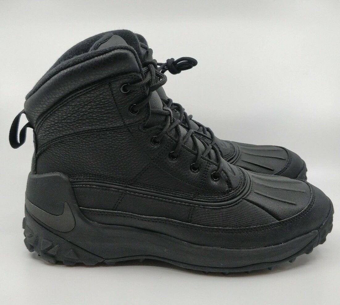 nike kynwood boots black