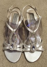 Women's Touchups Mindy White Dyeable Crystal Wedding Bridal Shoes Heels 7M  71