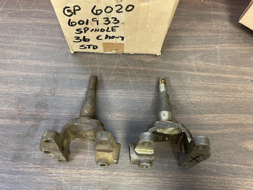 1936 CHEVY FC STEERING KNUCKLE SPINDLES PAIR NICE NOS GM 324