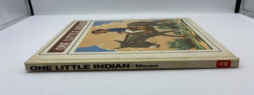 3 Vintage Childrens Young Adults Books Mayhem on Bear Creek by Robert E. Howard - Picture 3 of 18