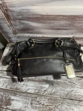 Marc Jacob’s Black Faux Leather Handbag With Shoulder Strap